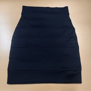 A’Gaci Black Stretch Skirt Size Medium